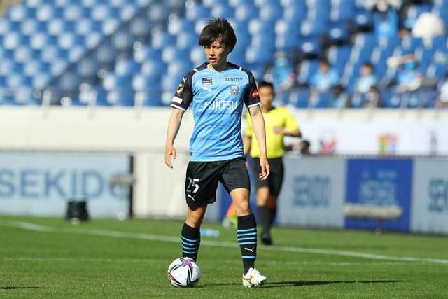 中超单场：上海“德比” 申花一球小胜海港